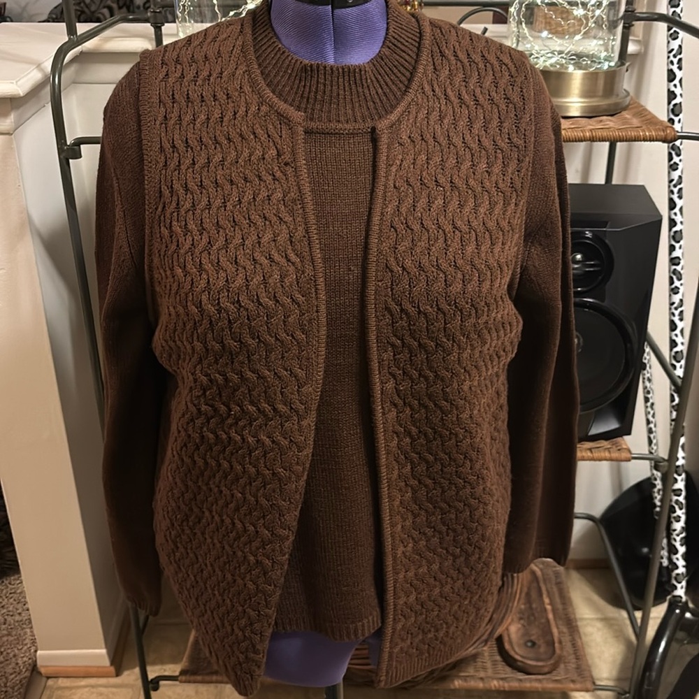 BFA Classics 2 piece Sweater Set